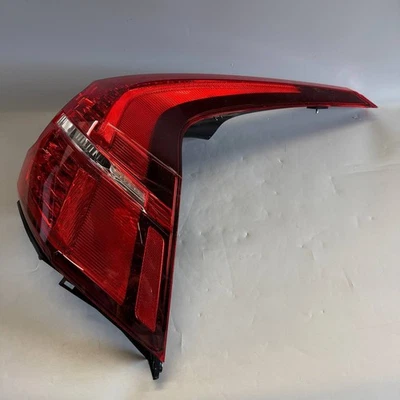 Genuine New Volvo Tail Lamp 31655359 - Image 1 of 4