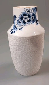 HEINEN DELFTS BLAUW Blue Blossom 7.75" Vase by DEBBIE WIKSKAMP - Picture 1 of 6