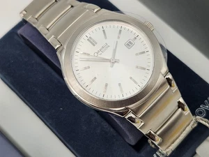 Caravelle by Bulova Men's Brushed Silver Tone Round Analog Date Watch NOS - Picture 1 of 9