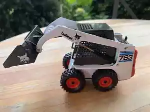 Ingersoll Rand BOBCAT 763 Skid Steer Loader 1/25 Scale Model Die-Cast - Picture 1 of 7