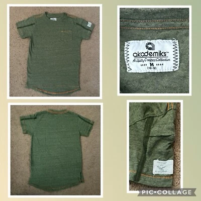 Camiseta Akademiks Niños Verde Alto-Bajo - M 10/12 - Bolsillo Naranja Acento Puntada Foto 1 de 3