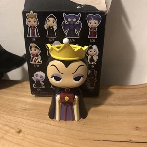 Funko Mystery Mini Disney Villains 2022 Snow White & Seven Dwarfs EVIL QUEEN - Picture 1 of 3