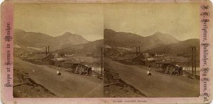 Nevada, Peeps at Scenes in Washoe Stereoview Minas, casas y niños de 1860 - Imagen 1 de 2
