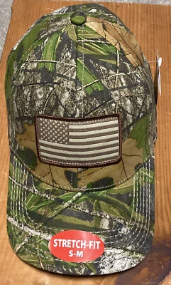 New Mossy Oak Camouflage with Stiched American Flag stretch fit S/M - Image 1 of 4