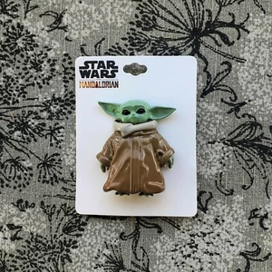 Pin de solapa grande 3D GROGU The Child Star Wars The Mandalorian de Bioworld - Imagen 1 de 4