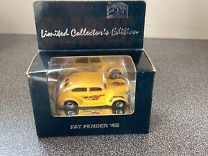 Hot Wheels 25th Anniversary FAT FENDER '40 Limited Collectors Edition 5520 of 7k