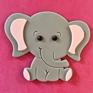 Edible Pale Pink BABY ELEPHANT Sugar paste Cupcake Birthday Cake topper shower - Picture 1 of 1