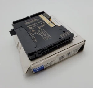 Omron NX-PF0630 Digital Input Unit Push-In Connectors 4A 5/24 Volt DC NX Series - Picture 1 of 13