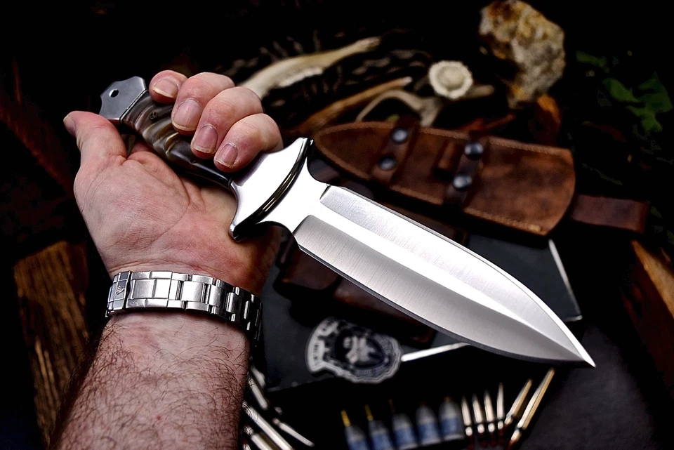 Faca de caça CFK feita à mão AUS 10 personalizada GENUÍNO CHIFRE DE OVELHA punhal grande Shiv - Imagem 1 de 4