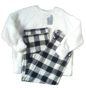 SET PIGIAMA M&S PILE MANICA LUNGA TOP E FONDO A QUADRI TAGLIA 20 - NUOVO CON ETICHETTE - Foto 1 di 4