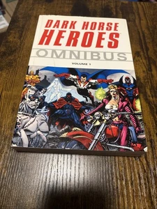 DARK HORSE HEROES OMNIBUS VOLUME 1 (V. 1) By Mike Richardson & Randy Stradley - Imagen 1 de 2