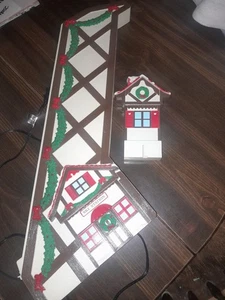 VINTAGE Mr. Christmas Santa's Ski Slope REPLACEMENT Ski Lift House TESTED - Picture 1 of 5