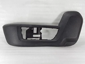 2013-2018 Dodge Ram 1500 Front Left Driver Side Seat Outer Trim Cover 5MZ89DX9AA - Foto 1 di 11