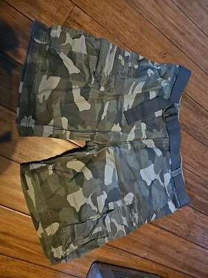 Pantalones Cortos No Boundaries Para Hombre 46 Verde Camuflaje Bolsillos Carga ¡Muy Bonitos!  Con cinturón  Foto 1 de 4