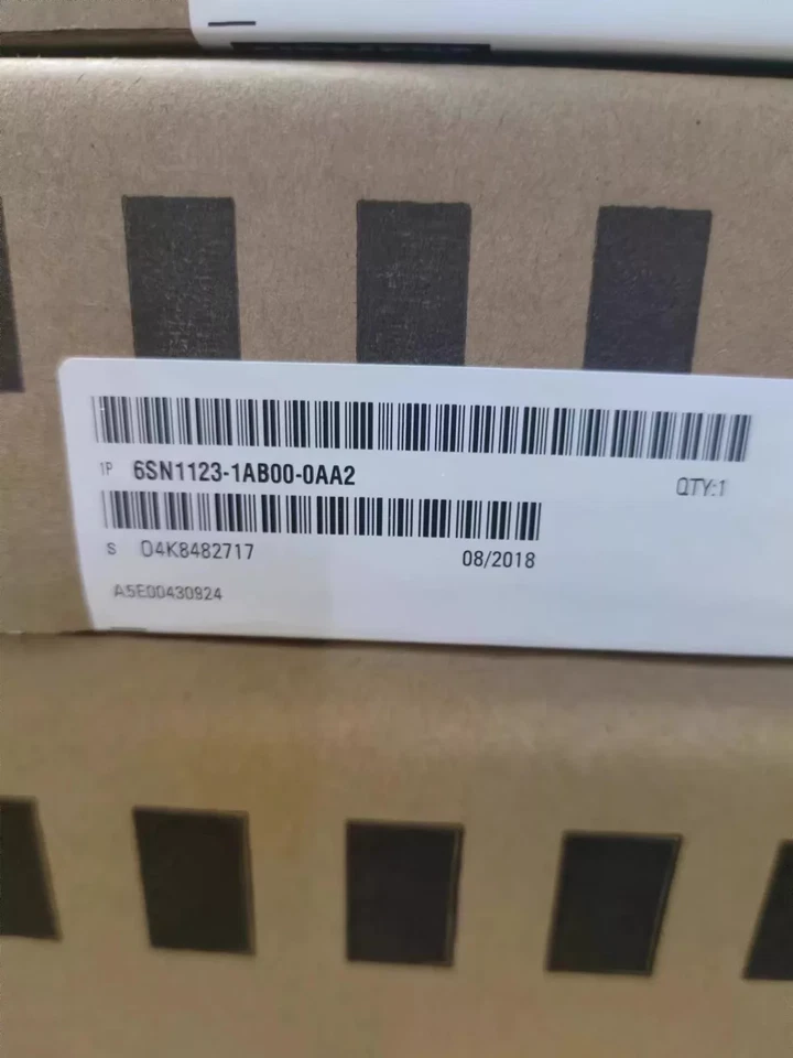 6SN1123-1AB00-0AA2 NEW SIEMENS SIMODRIVE 611 Power Module 6SN1123-1AB00-0AA2 - Image 1 of 1