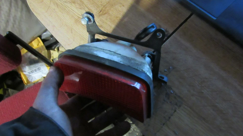 1984 honda vt500 c shadow rear brake light lamp tail light - Imagem 1 de 1