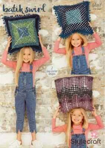 Stylecraft Pattern 9487 - Crochet Cushions - Picture 1 of 1