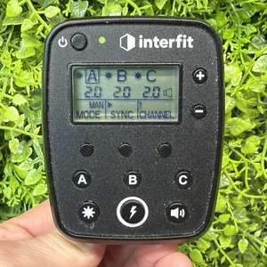 Interfit S511 C/ INT R1C TTL HSS Remote Control for Canon - Picture 1 of 5