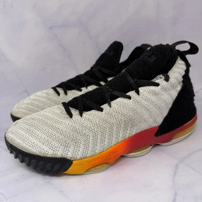 Nike Lebron 16 XVI GS Strive Viaje Espacial Juvenil Talla 7Y Zapatos Tenis AQ2465-188 Foto 1 de 4
