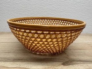 Vintage handgewebter runder Weidenkorb aus Bambus 9 Zoll Durchmesser - Bild 1 von 6