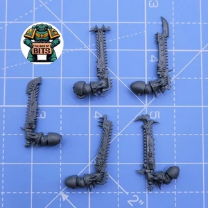 Warhammer 40K Chaos Space Marines Raptors Kettenschwerter - Bild 1 von 2