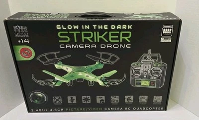 World Tech Striker-X Glow-in-the-Dark HD Video Camera Drone Quadcopter Green - Image 1 of 4