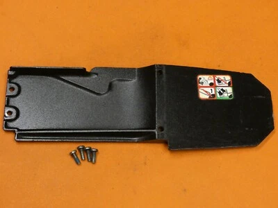 Mcculloch 605 610 650 Oso de madera Cubierta inferior Placa de deslizamiento con tornillos 2 Foto 1 de 2