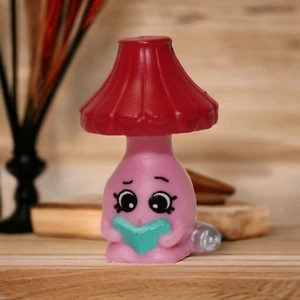 Shopkins Lynn Lamp Homewares Team #5-064 Season 5 Classic Finish - Picture 1 of 2