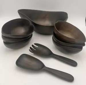 Set insalatiera vintage David Auld haitiana in legno con pinze 6 ciotole intagliate a mano - Foto 1 di 11
