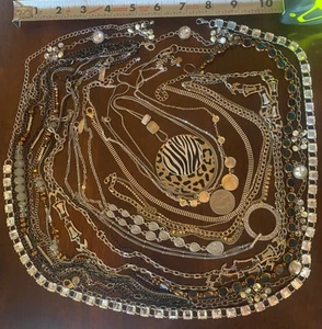 VTG Gold Silver Tone Necklace Jewelry Lot Mixed Rhinestone Glass Estate Wearable - Imagen 1 de 7