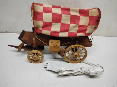 Lámpara de mesa vintage de 12" de madera cubierta a cuadros para vagón  Foto 1 de 4