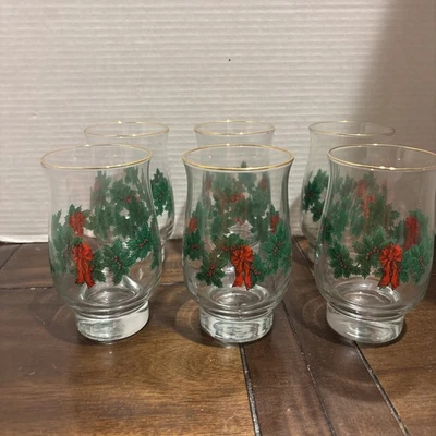 Vintage Libbey Holly & Berries 6-Piece Glassware Set – 12 oz Gold-Rimmed Tumbler - Image 1 of 4