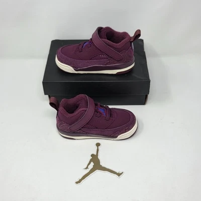 Jordan’s Spizike para niños talla baja 6C púrpura/azul/blanco FQ3952 641 Foto 1 de 4