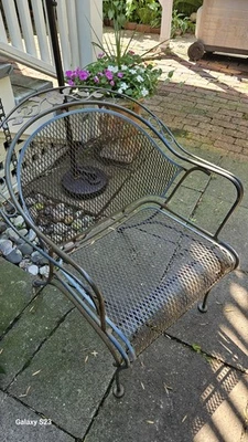 4 Vintage Woodard Briarwood Patio Chairs - Image 1 of 4