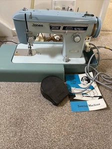 Macchina da cucire vintage Jones Zigzag - Foto 1 di 11
