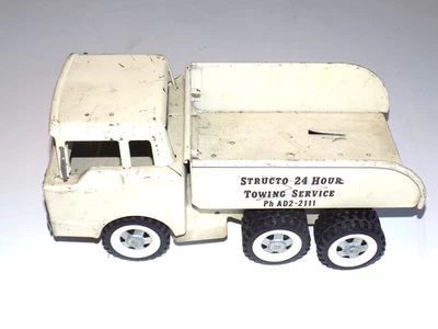 Structo Toys 复古 Wrecker 拖车 24 小时牵引服务压钢外观 — 第 1/4 张图片