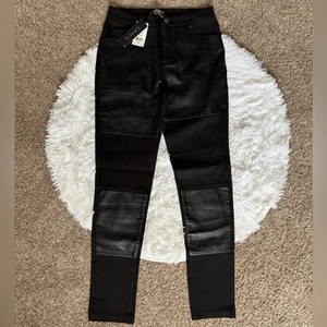 Gracia Patchwork Hose Kunstleder Schwarz Stretch Neu Damen Größe S - Bild 1 von 9