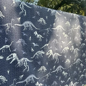 Dinosaur Bones Quilt  Navy Blue Similar To Pottery barn Full/Queen So Soft - Picture 1 of 6