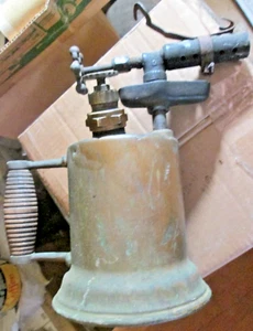 VINTAGE/ANTIKE OTTO BERNZ CO. "IMMER ZUVERLÄSSIG" MESSING BENZIN LÖTLAMPE, GEBRAUCHT - Bild 1 von 10