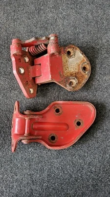 NISSAN 280ZX Door Hinge Set Left - Photo 1/4