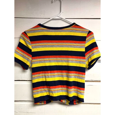 Gaze Striped Cropped Top.  Foto 1 de 4