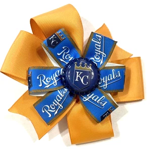 Beautiful Kansas City Royals inspired hair bow for girls. - Picture 1 of 2
