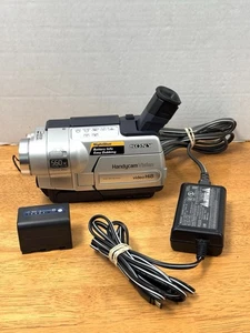 Sony Handycam CCD-TRV118  Video Hi8 Camcorder With Nightshot Tested & Works - Picture 1 of 24