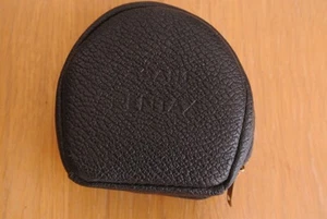 VINTAGE  ASAHI PENTAX LEATHER LENS HOOD / ACCESSORY CASE - Picture 1 of 3