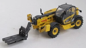 ROS Agritec 0192 New Holland Telelader LM1745 ohne OVP 1:50 - Bild 1 von 7