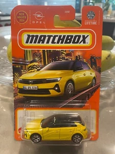 2024 Matchbox 2022 Opel Astra #87 Giallo 87/100 - Foto 1 di 1