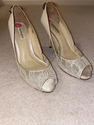 Benjamin Adams Satin & Lace Stilettos with Diamante Butterfly Embellishments UK5 — 第 1/4 张图片