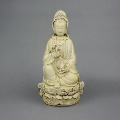 Estatua de Bodhisattva Guanyin de porcelana blanca china Dehua decoración de Fengshui para el hogar Foto 1 de 4