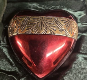HEART KEEPSAKE CREMATION URN--MAROON WITH HAND CARVED BAND - Picture 1 of 4