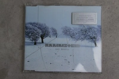 Rammstein Maxi CD - Das Modell - mit Sticker - 3 Tracks + Videospiel - Bild 1 von 4
